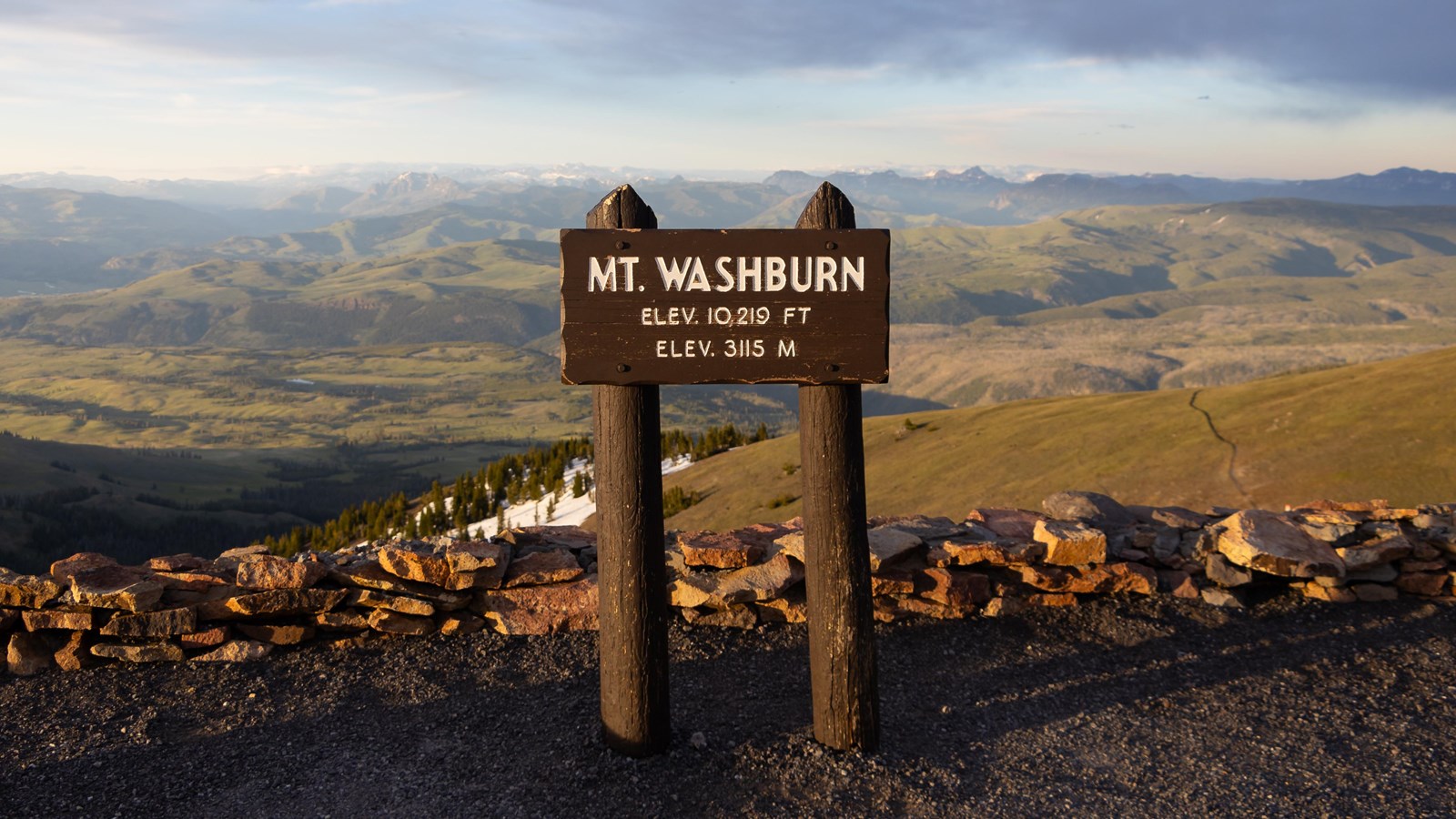 Mount Washburn WebCam NPS Photo
